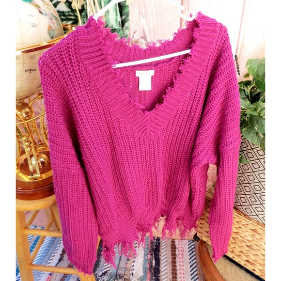Sweaters - Magenta oversized distressed drop shoulder sweater 🌷